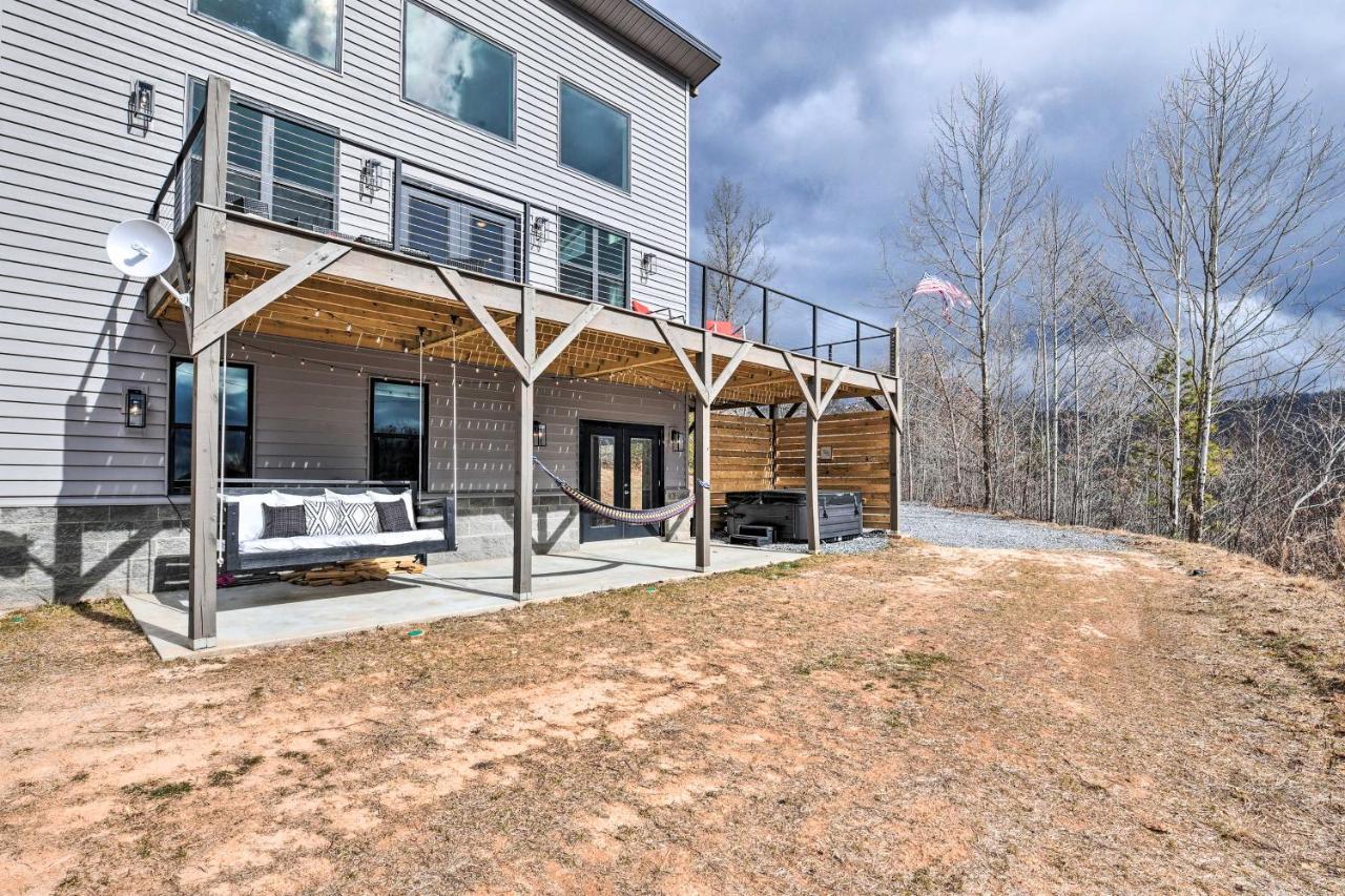 Scenic Hillside Cabin In Sylva With Hot Tub And Views! Eksteriør billede